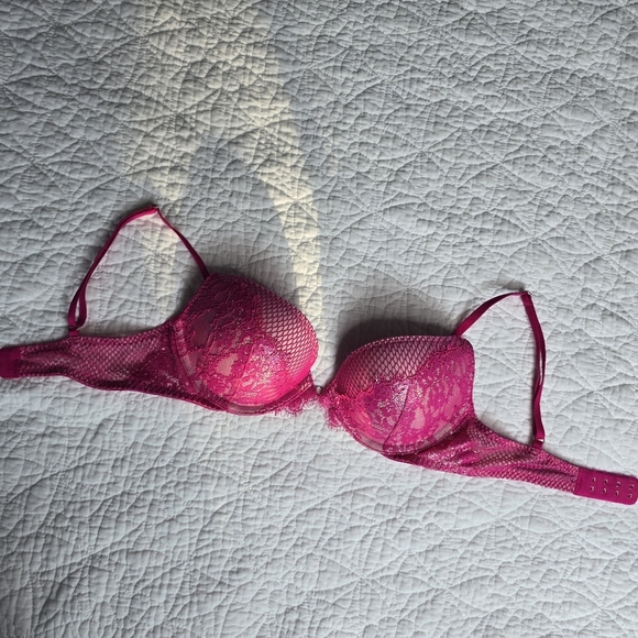 Victoria's Secret Very Sexy Pink Push-up Bra 32B - Picture 6 of 12